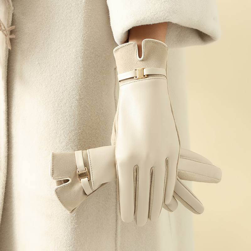 1 Pair of Gloves for Women in  - Driving Gloves Leather 评论和价格