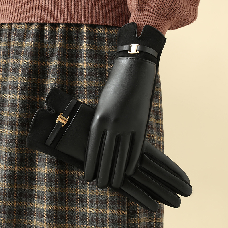1 Pair of Gloves for Women in  - Driving Gloves Leather 评论和价格