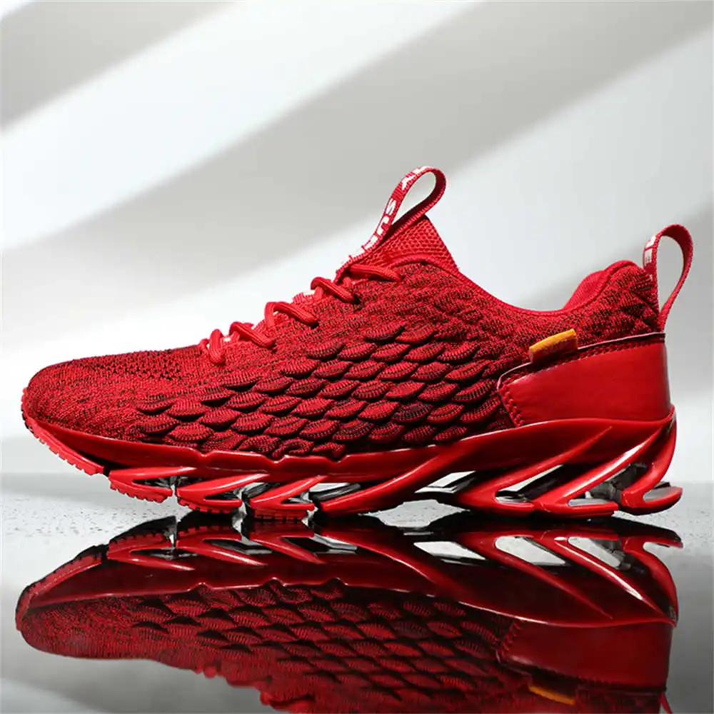size 44 size 39 walking shoes  - Men'S Fashion Over The Years 评论和价格
