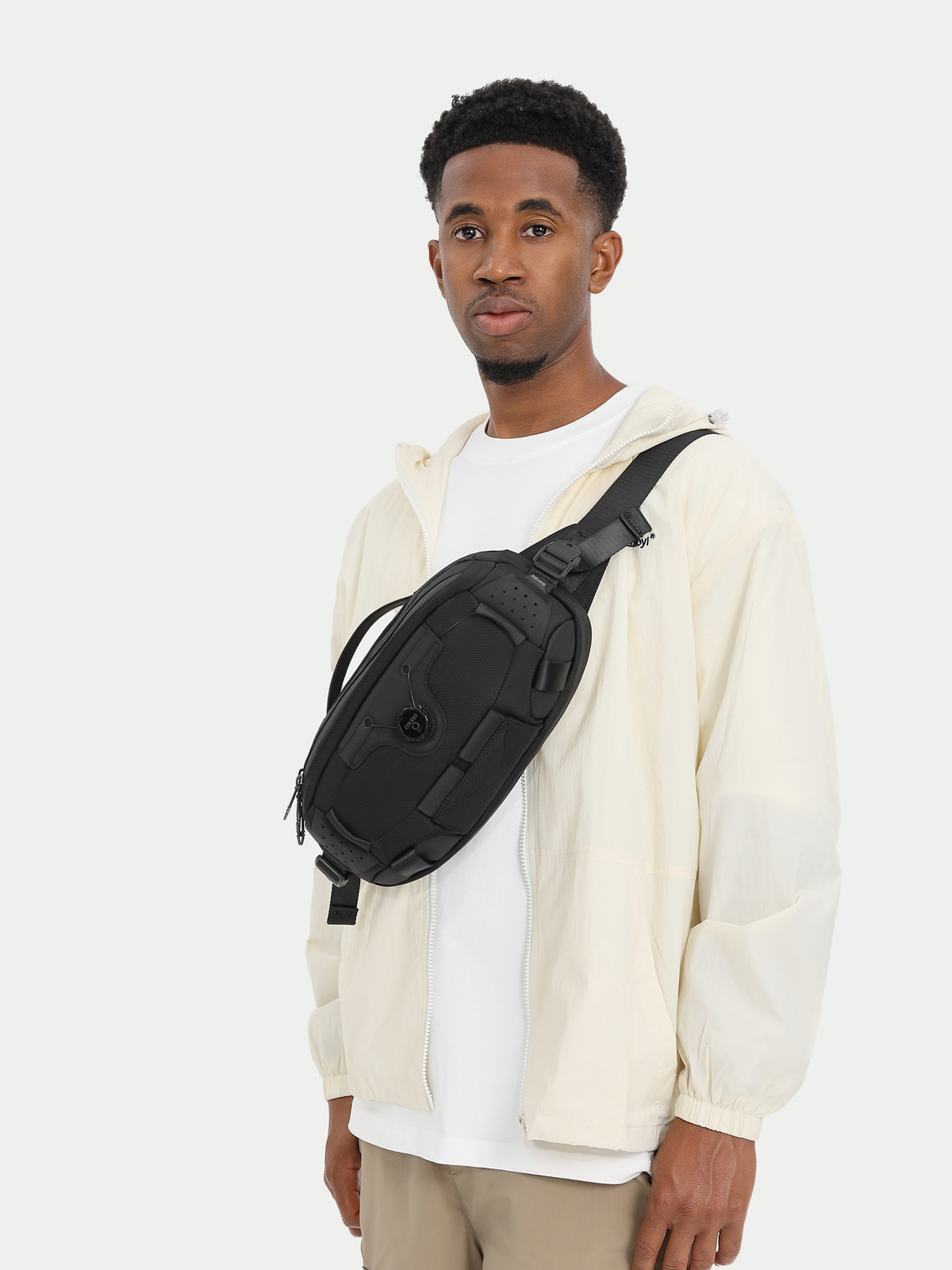 OZUKO Multi-function Chest Bag - Men'S Fashion Bag 评论和价格