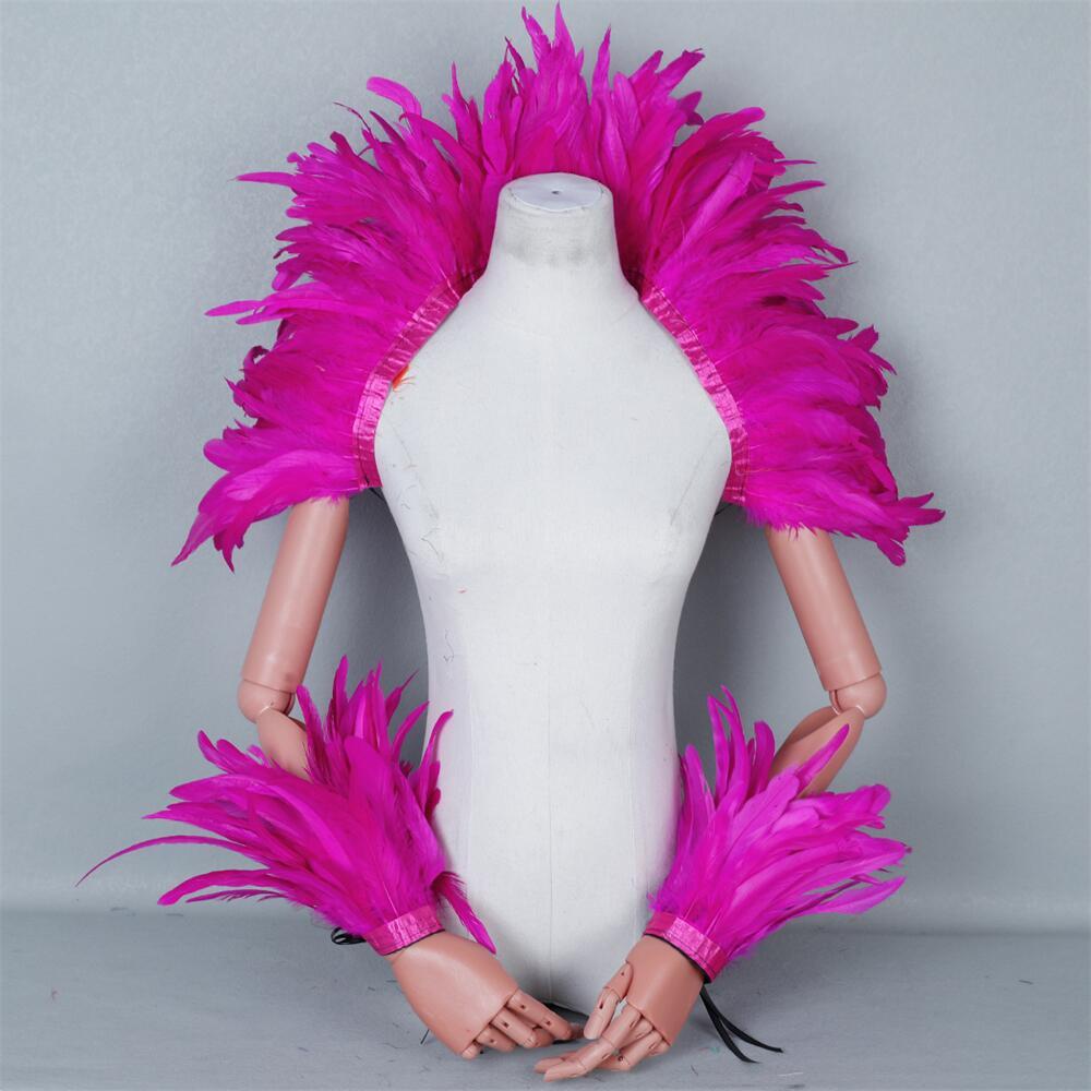 Elegant Red Feathers Women's S - Men Fashion Rave 评论和价格